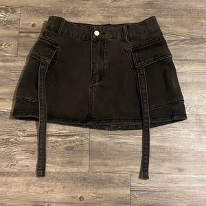 Black cargo mini skirt
